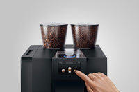JURA GIGA X8 Aluminium black with free coffee worth €65